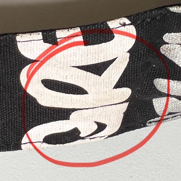 Robin Ruth Adjustable Shoulder Bag Great Smoky MTNS lined with snap closure - Picture 16 of 16